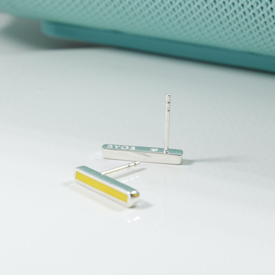 Success Colour Stud - melissacurry